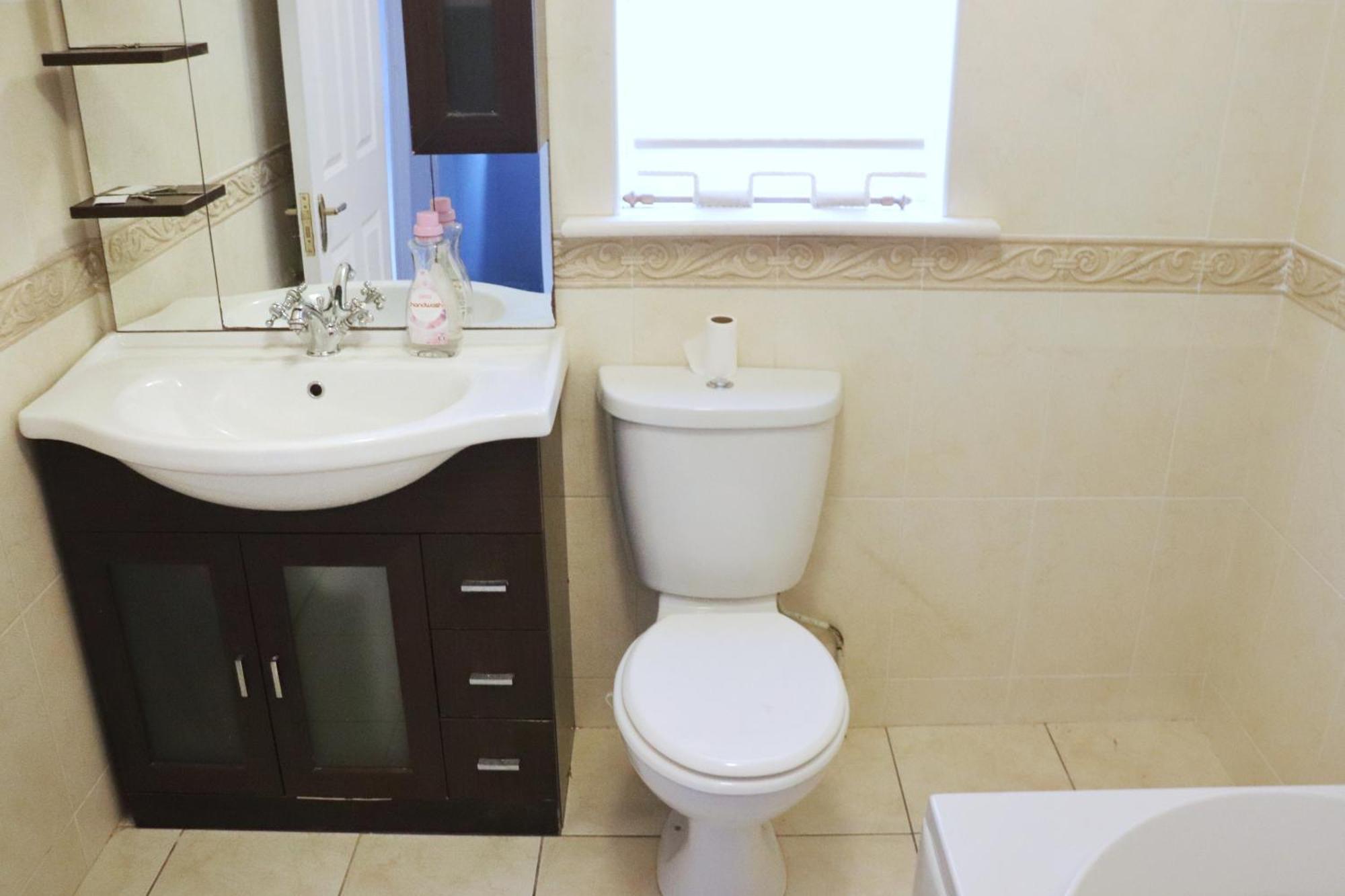 Deluxe Dwelling - 15 Mins From Cork City/Airport Leilighet Eksteriør bilde