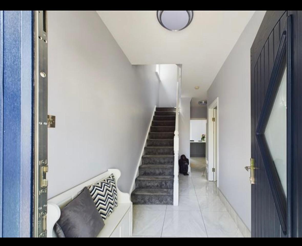 Deluxe Dwelling - 15 Mins From Cork City/Airport Leilighet Eksteriør bilde